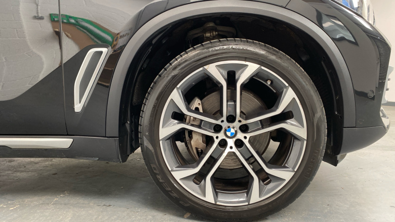 BMW X5 xDrive40i xLine 5dr Auto Petrol Estate